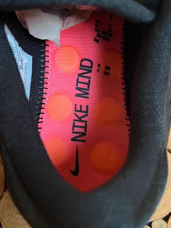 Nike mind 002 neuve taille 41 2