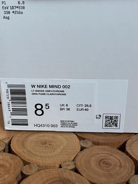 Nike mind 002 neuve taille 40