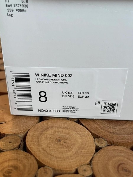 Nike mind 002 neuve taille 39