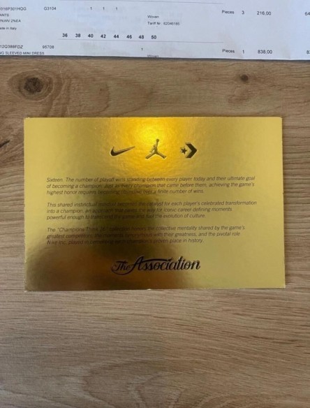 Jordan 1 Retro Pass The Torch taille 42