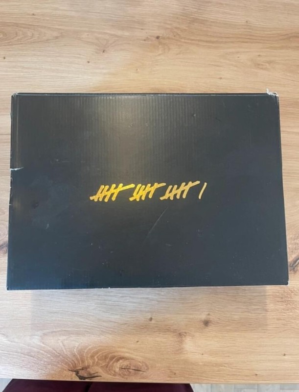 Jordan 1 Retro Pass The Torch taille 42 2