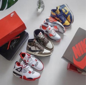 Vito Sneakers