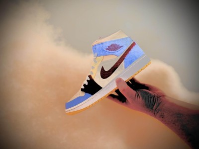 LNL Sneakers