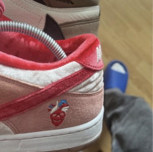 dva.snkrs